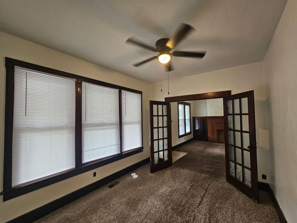 Apartment for rent at 389 Gilmore St, Morgantown, WV 26505
