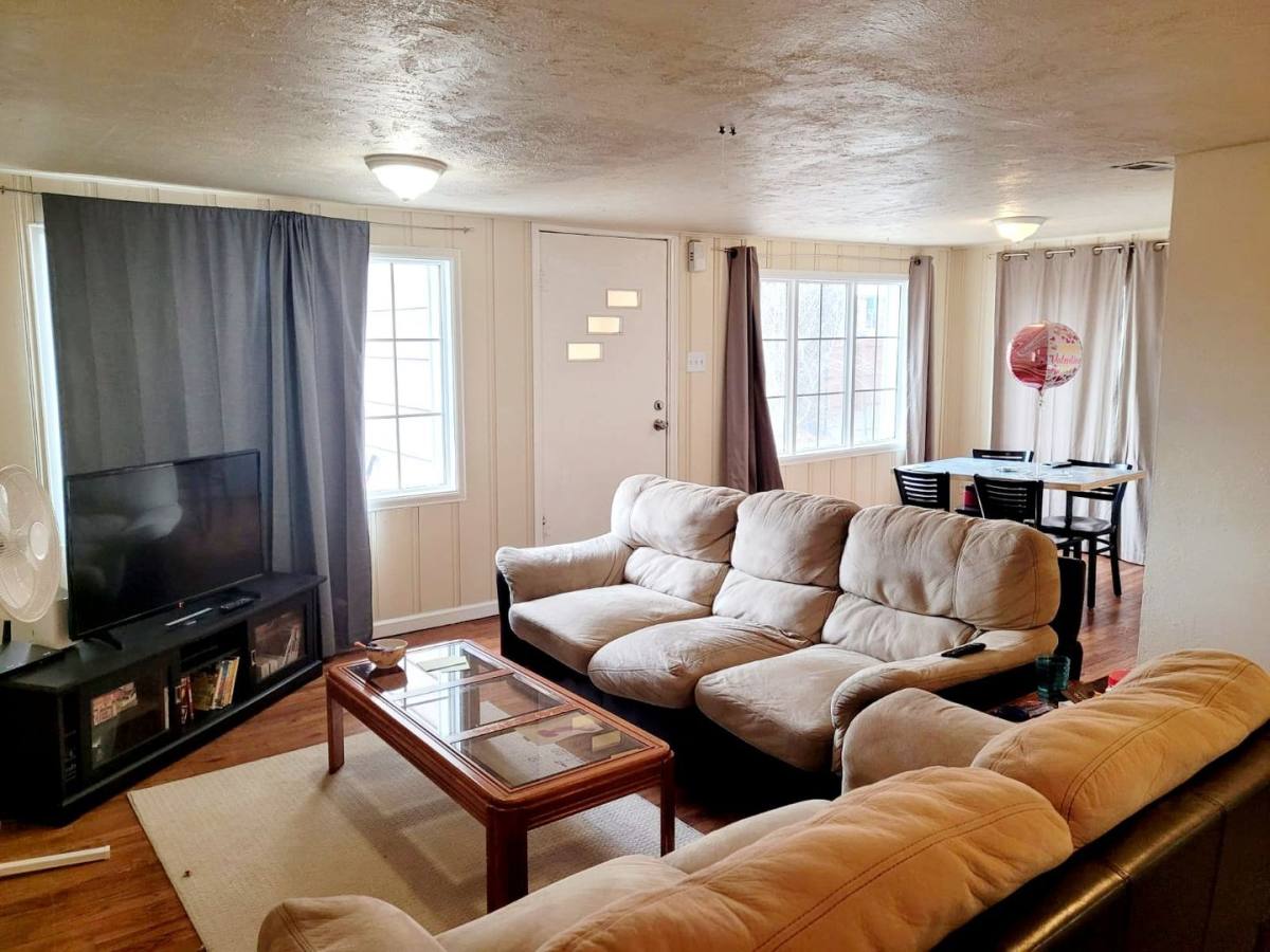 Apartment for rent at 4570 Arapahoe, Boulder, CO 80303