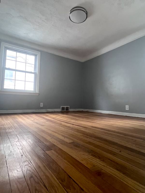 House for rent at 20926 Moross Rd, Grosse Pointe, MI 48236