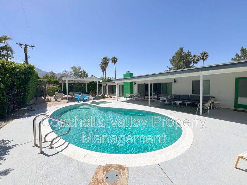 House for rent at 2719 E Ventura Rd, Palm Springs, CA 92262