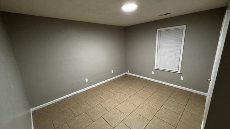 House for rent at 1496 Oakwood St, Memphis, TN 38108
