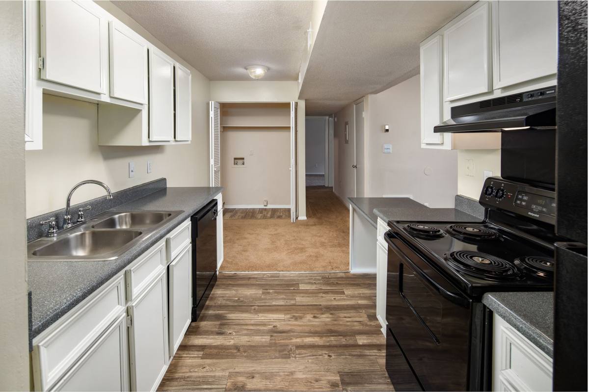 Apartment for rent at 11910 White Bluff Rd, Savannah, GA 31419