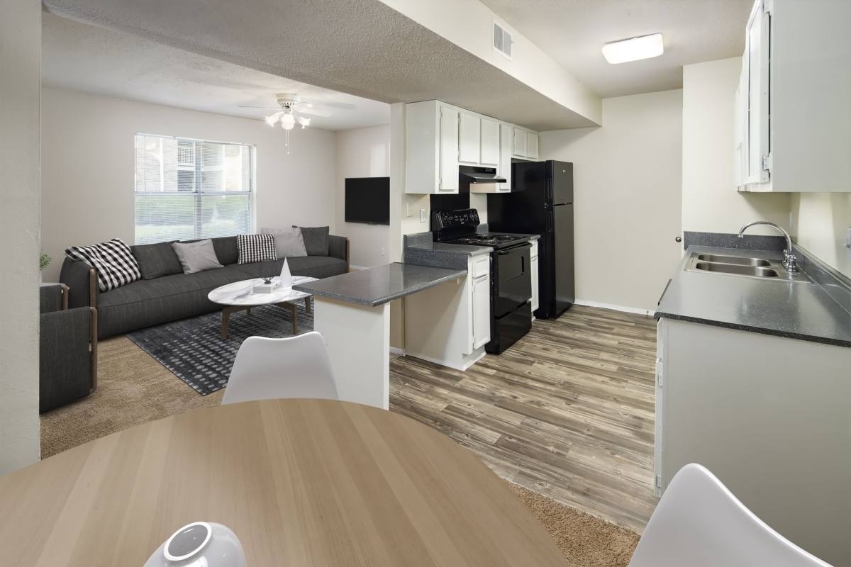 Apartment for rent at 11910 White Bluff Rd, Savannah, GA 31419