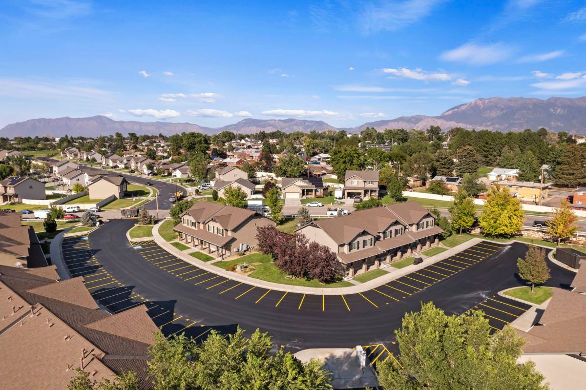 Apartment for rent at 5515 S 2500 W, Roy, UT 84067