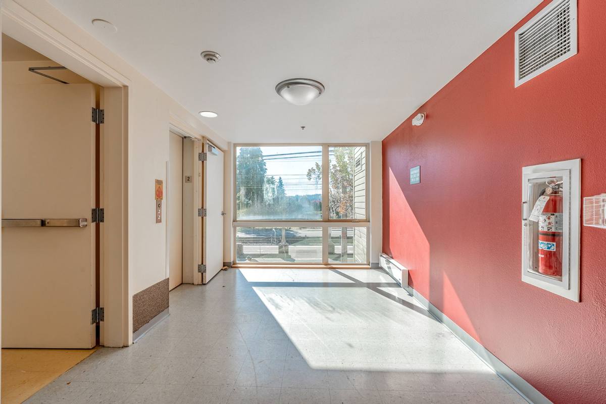 Apartment for rent at 36 NE 147th Ave, Portland, OR 97230