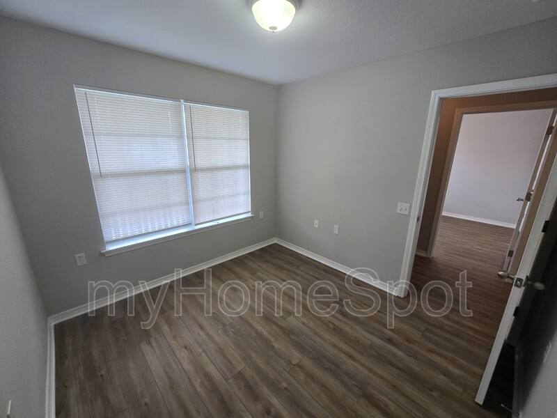 House for rent at 3115 Flintlock Dr, Pensacola, FL 32526