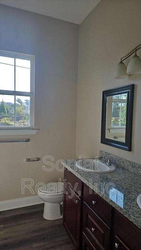 Apartment for rent at 2325 Florida Ave, New Orleans, LA 70122