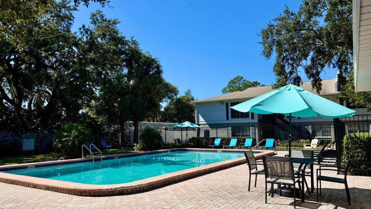 Apartment for rent at 301 Seacrest Dr, Largo, FL 33771