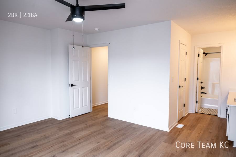 Townhouse for rent at 128 E 29th St, Kansas City, MO 64108