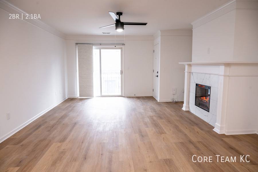 Townhouse for rent at 128 E 29th St, Kansas City, MO 64108