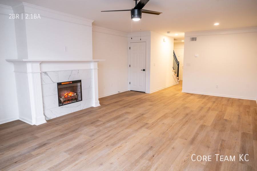 Townhouse for rent at 128 E 29th St, Kansas City, MO 64108