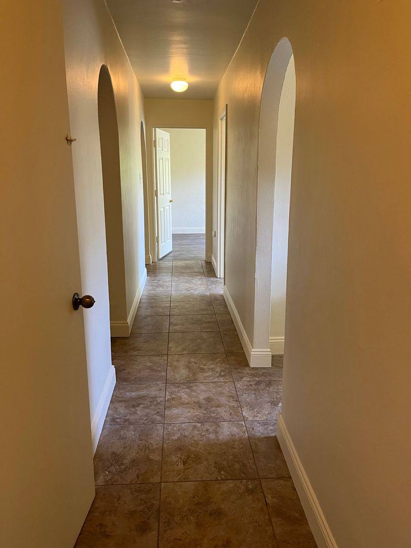 Apartment for rent at 414 E Lincoln Ave, McDonald, PA 15057