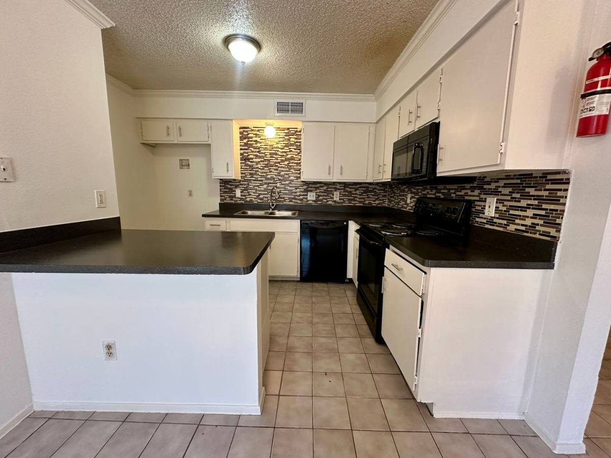 House for rent at 11506 Meadow Pines Court, Stafford, TX 77477