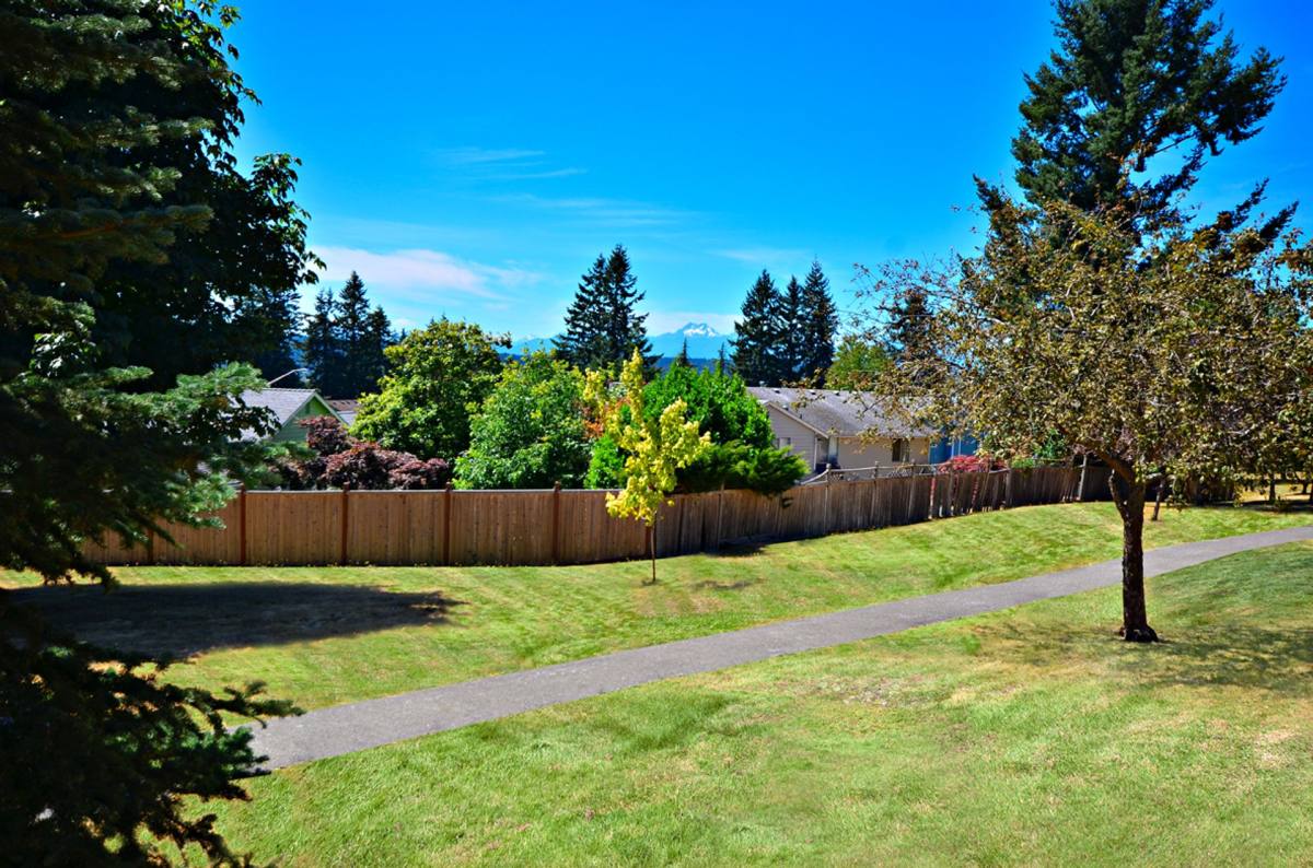 Apartment for rent at 1255 Mirage Lane, Silverdale, WA 98383