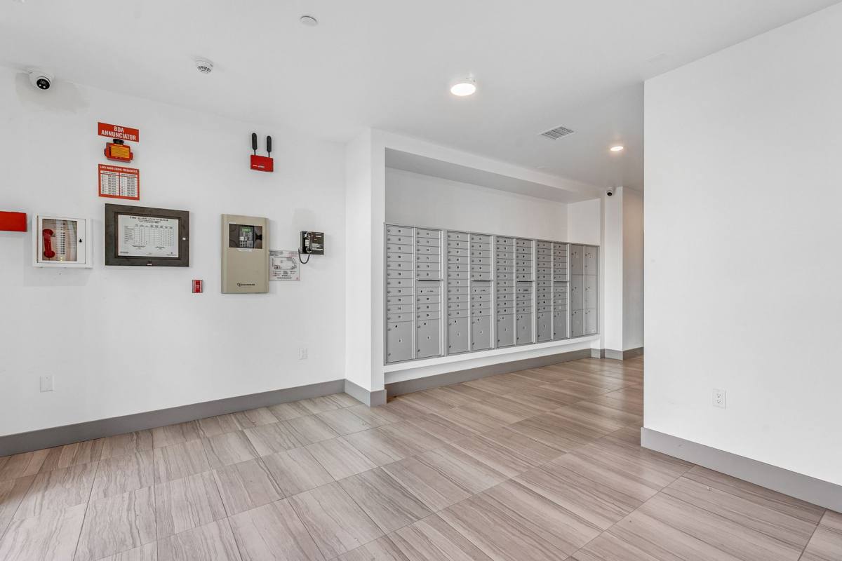 Apartment for rent at 825 S Coronado St, Los Angeles, CA 90057