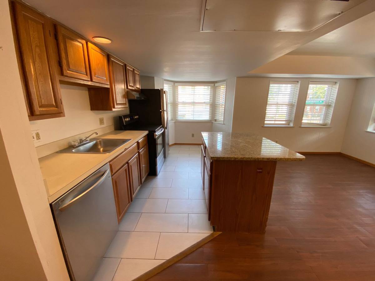 Apartment for rent at 2240-2250 N High St, Columbus, OH 43201