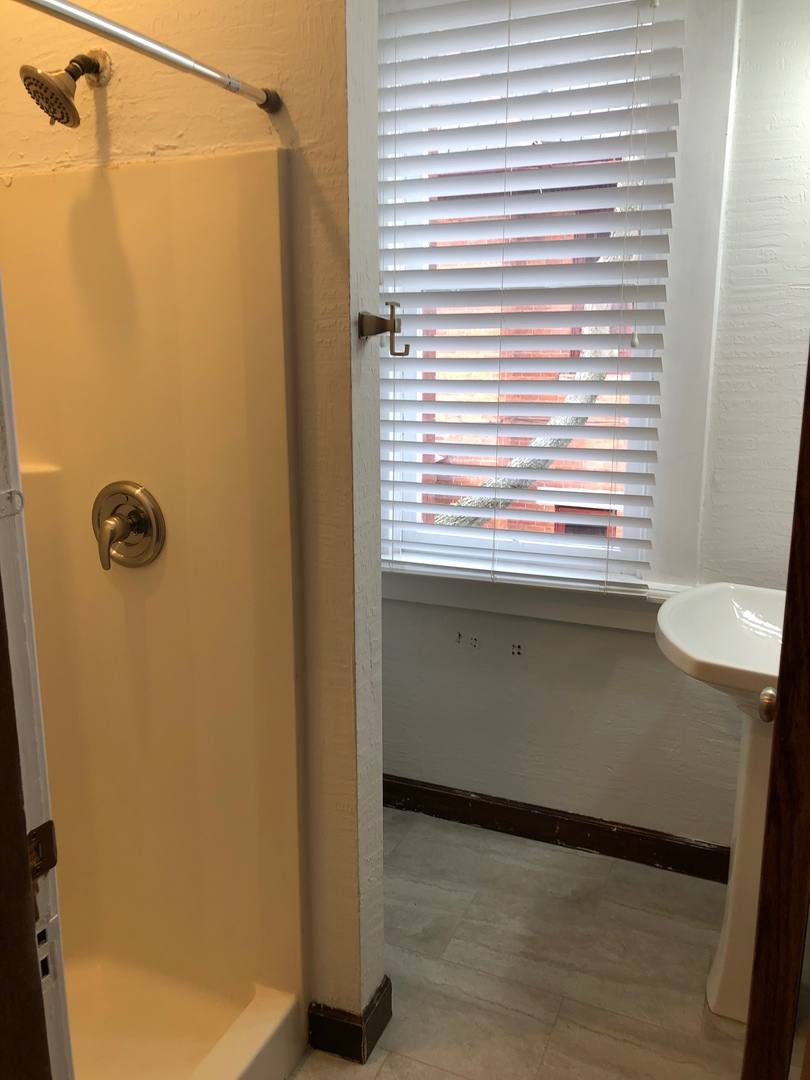 Apartment for rent at 194 King Ave, Columbus, OH 43201