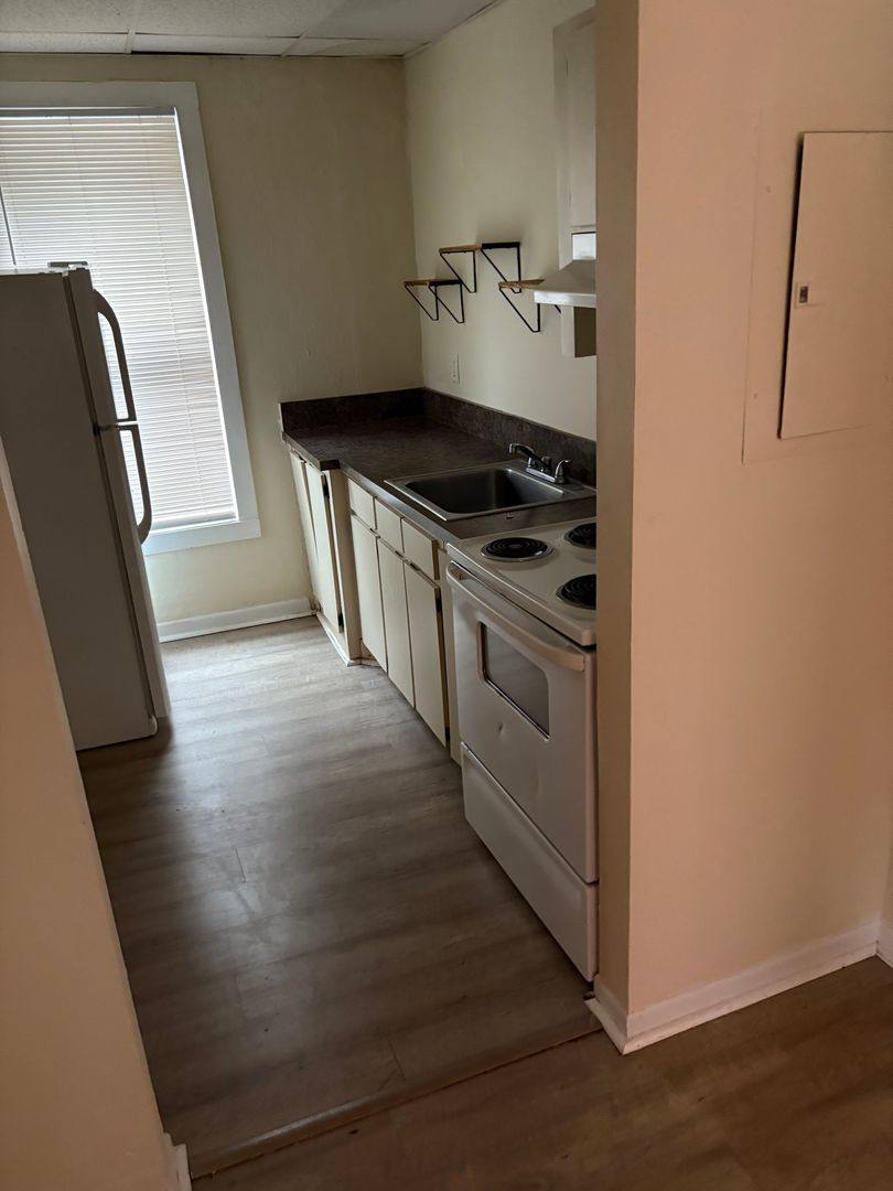 Apartment for rent at 111 S Newport Ave, Tampa, FL 33606