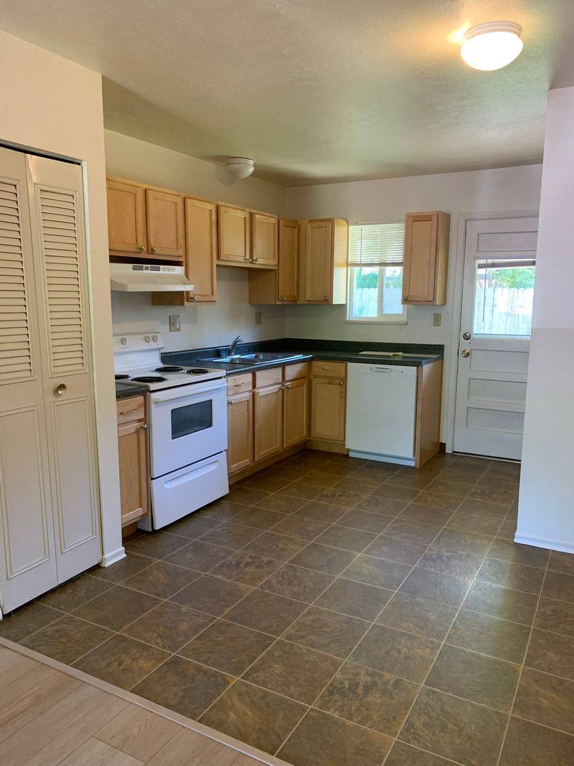 Apartment for rent at 1410 19th St, Boulder, CO 80302