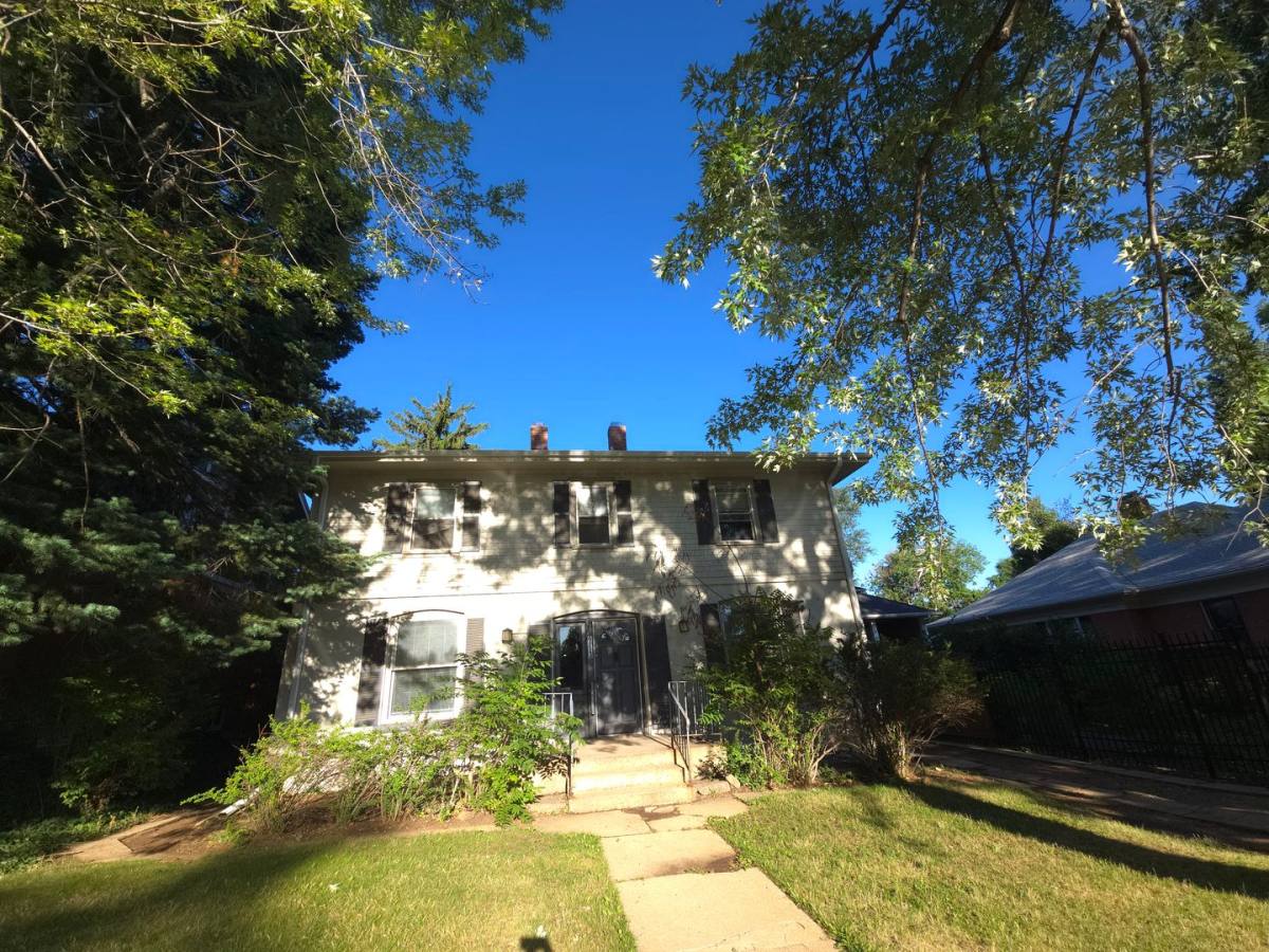 Apartment for rent at 961 - 963 10th St, Boulder, CO 80302