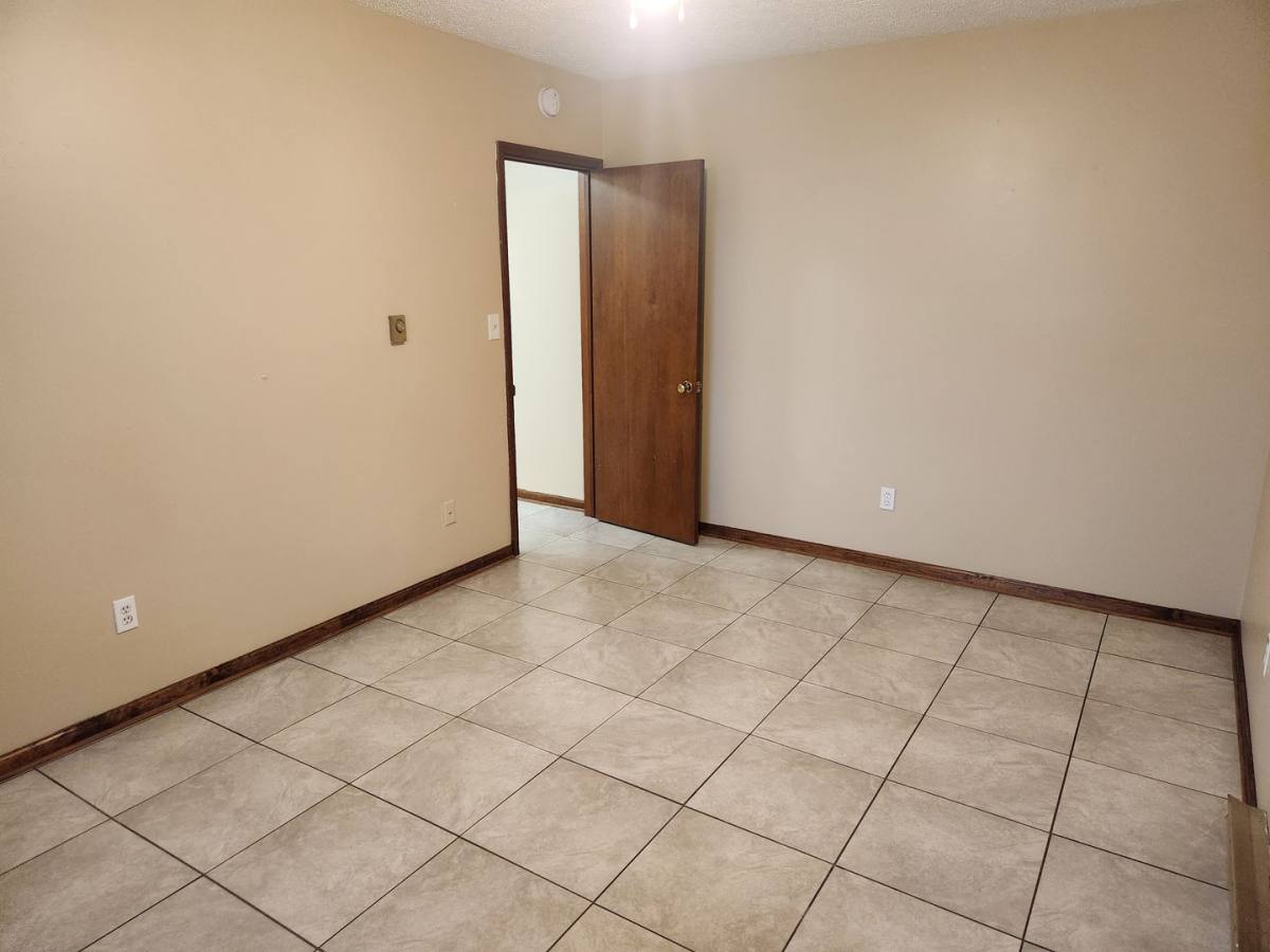 Apartment for rent at 212 W E St, Wilkinson, IN 46186