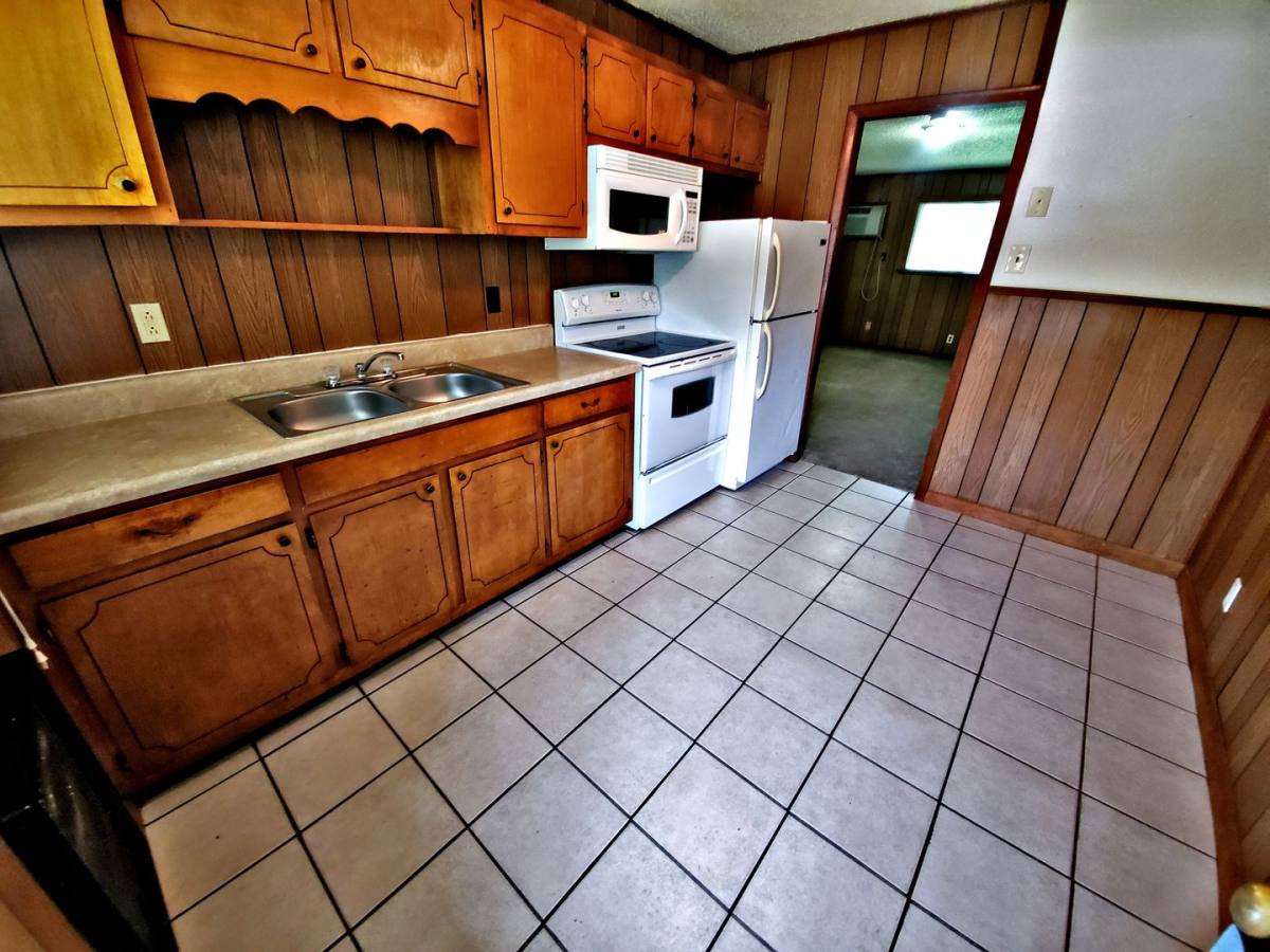 Apartment for rent at 4106 Broyles Ave SW, Huntsville, AL 35805