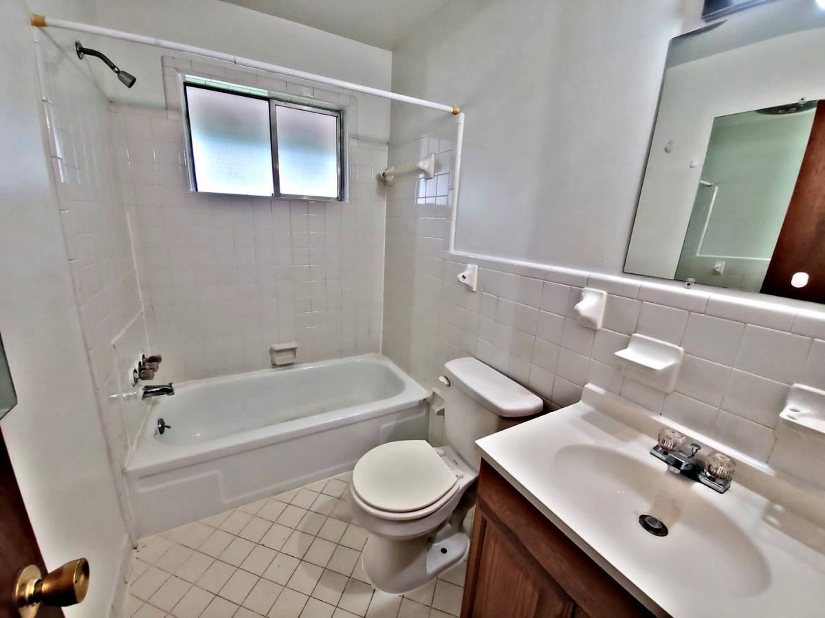 Apartment for rent at 4106 Broyles Ave SW, Huntsville, AL 35805