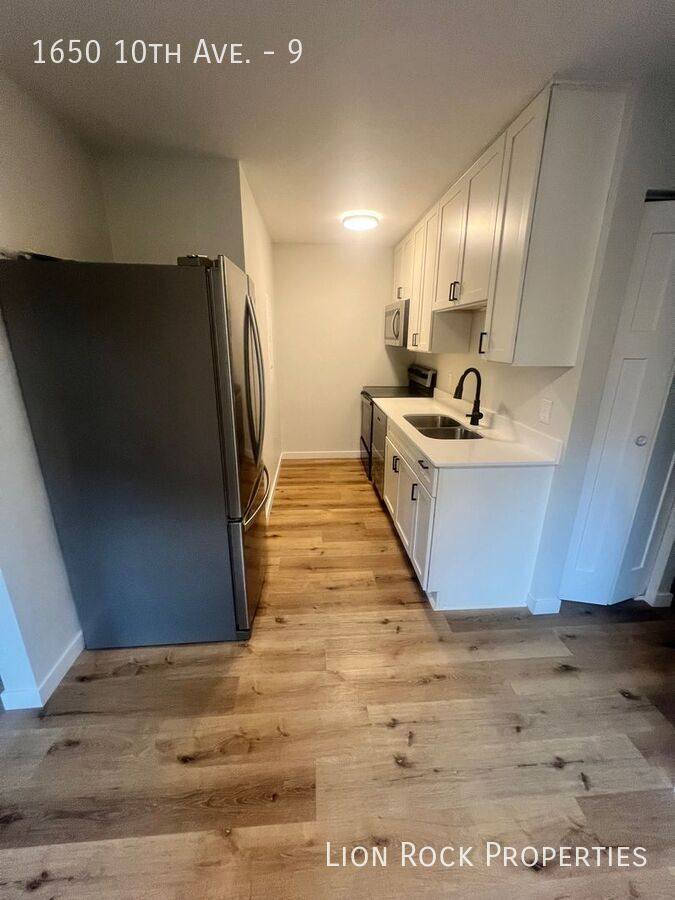 Apartment for rent at 1650 10th Ave #9, Newport, MN 55055