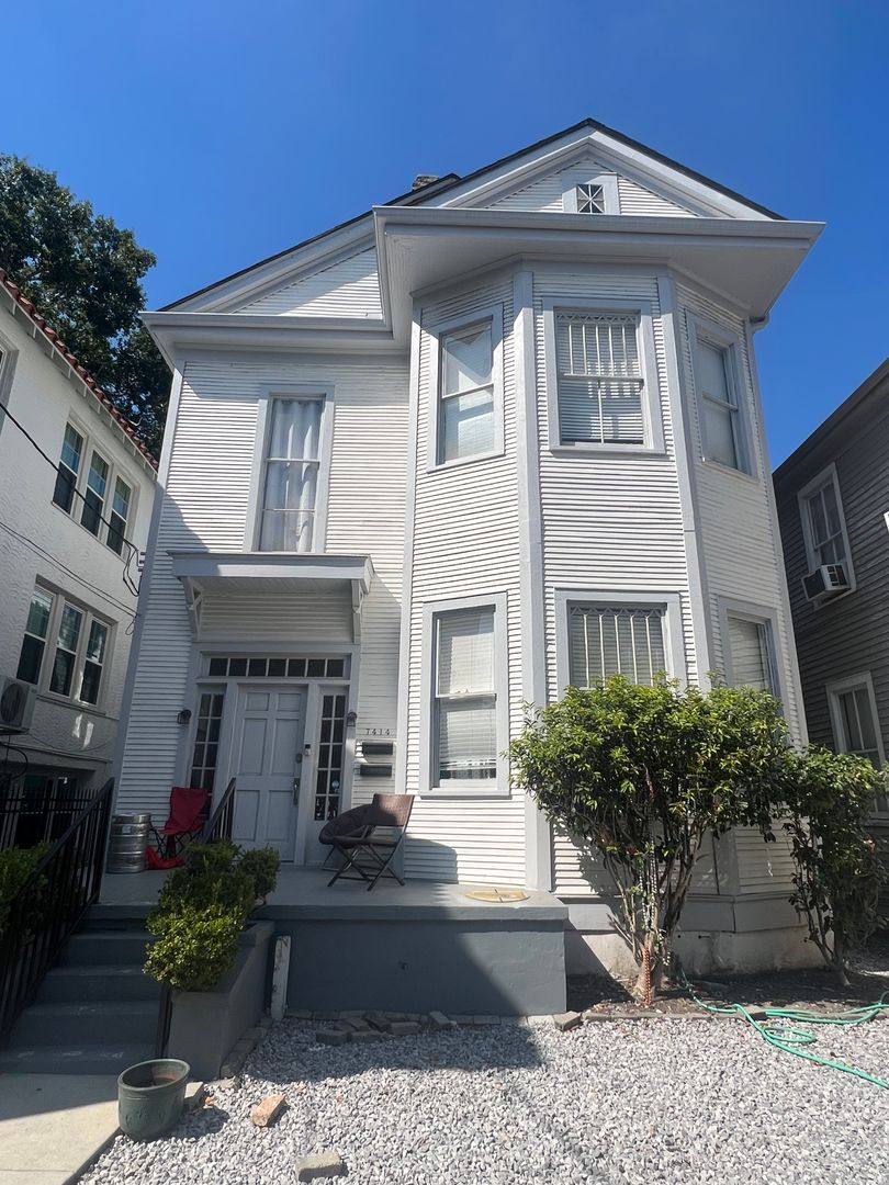 Townhouse for rent at 7414 Burthe St, New Orleans, LA 70118