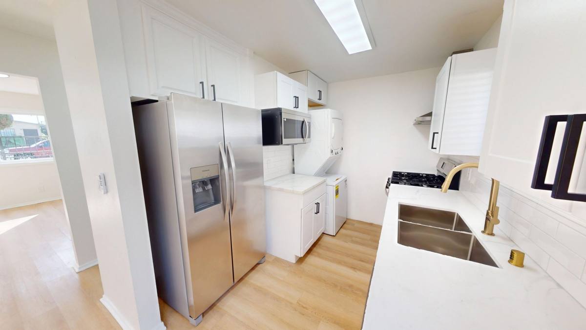 Apartment for rent at 1050 S Bonnie Beach Place, Los Angeles, CA 90023