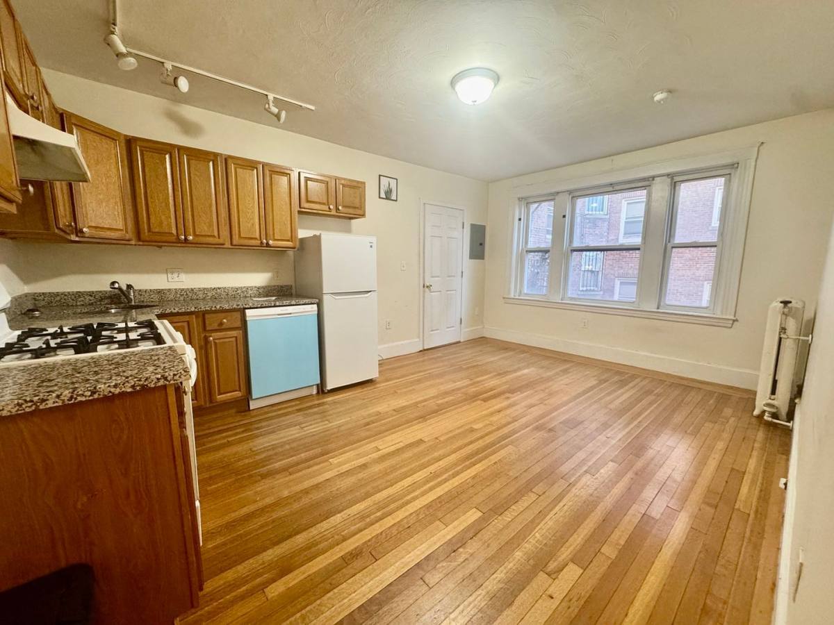 Apartment for rent at 1614 Commonwealth Ave #57, Brighton, MA 02135