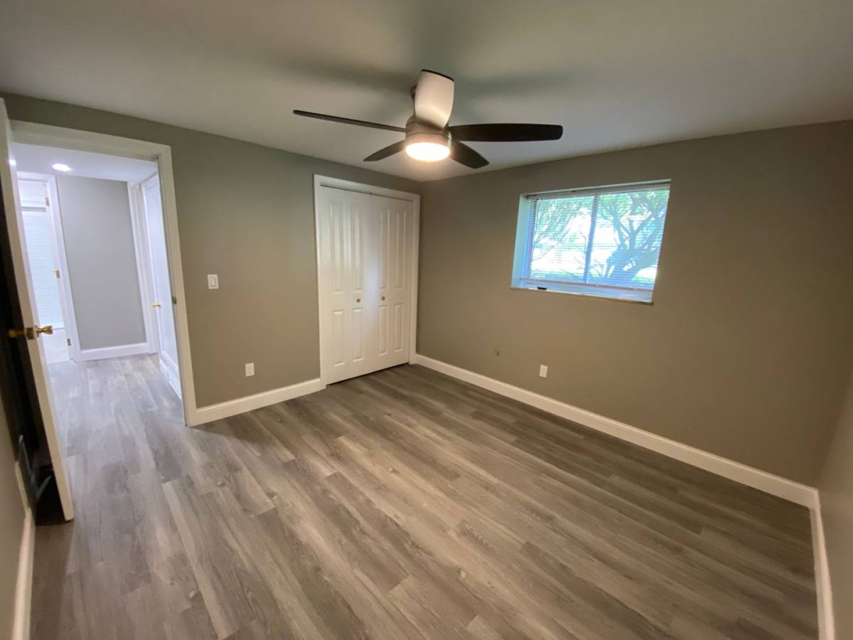Apartment for rent at 35 E Norwich Ave, Columbus, OH 43201
