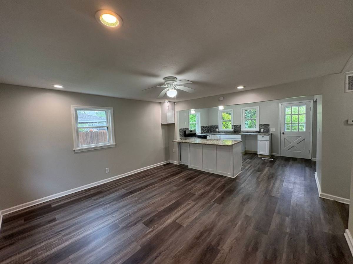 House for rent at 649 Maplewood Ave, Brunswick, OH 44212