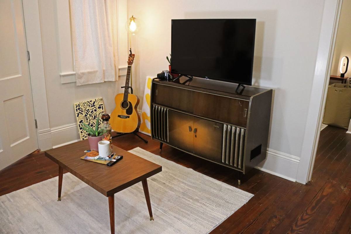 Apartment for rent at 216-224 5th St S, Columbus, MS 39701