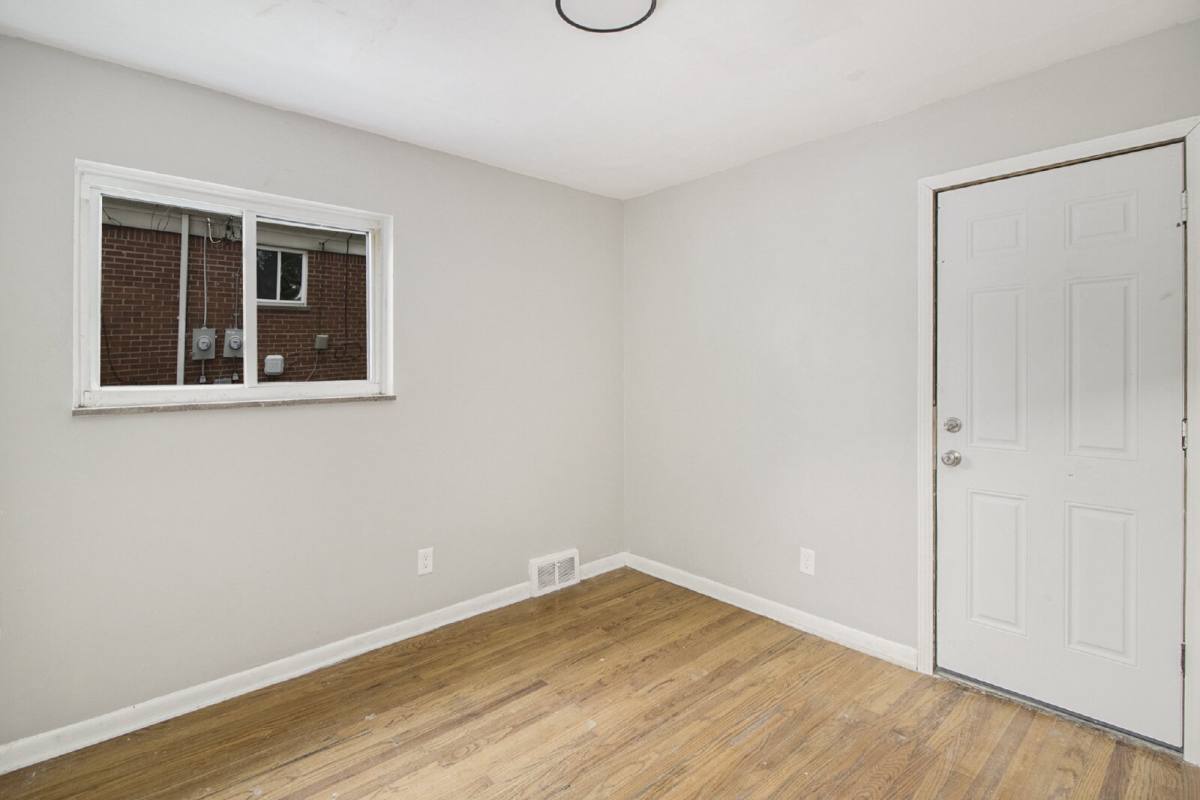 Townhouse for rent at 19421 Moross Rd #1, Detroit, MI 48224