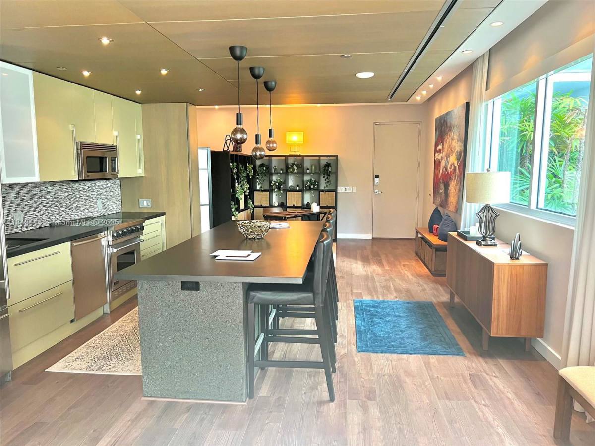 Apartment for rent at 1700 Meridian Ave #204, Miami Beach, FL 33139