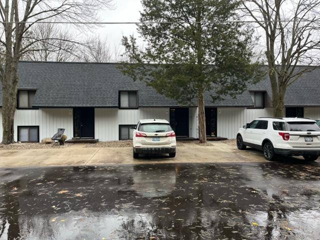 Townhouse for rent at 30625 Martindale Rd #103, New Hudson, MI 48165