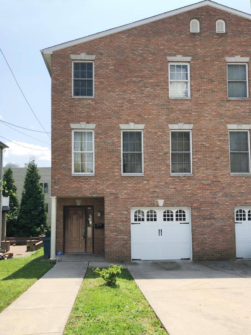 House for rent at 257 Lemonte St #MASTER, Philadelphia, PA 19128