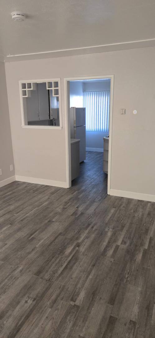 Apartment for rent at 4554 E Sierra Madre Ave #C, Fresno, CA 93726