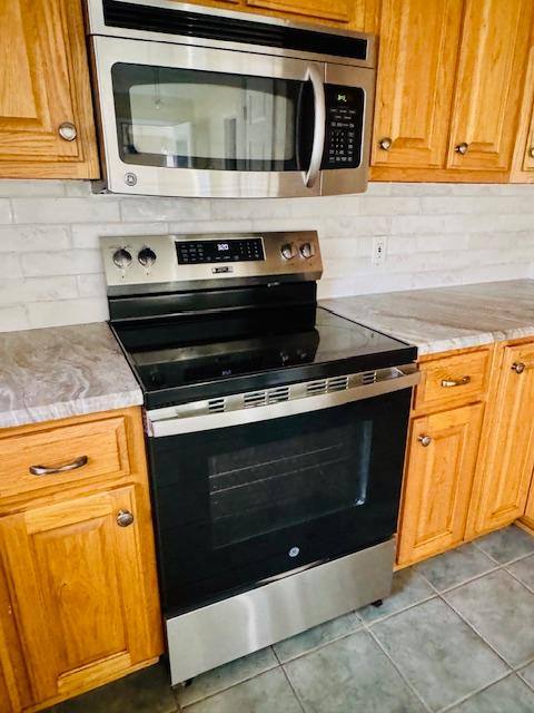House for rent at 526 Alabama St, Killen, AL 35645