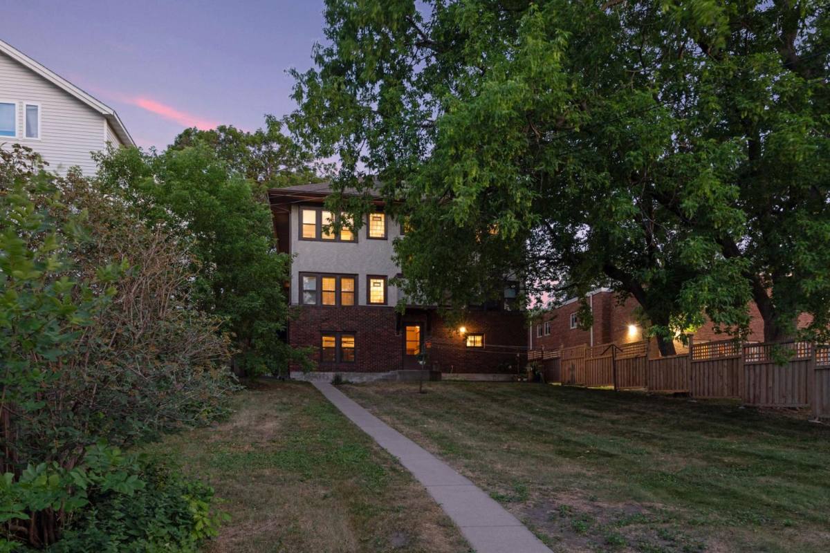 Condo for rent at 3006 W 44th St #2, Minneapolis, MN 55410