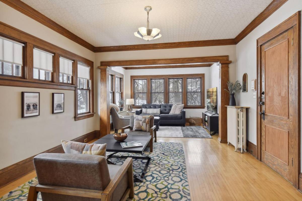 Condo for rent at 3006 W 44th St #4, Minneapolis, MN 55410