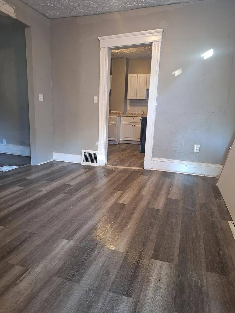 House for rent at 2355 E 86th St #1, Cleveland, OH 44106
