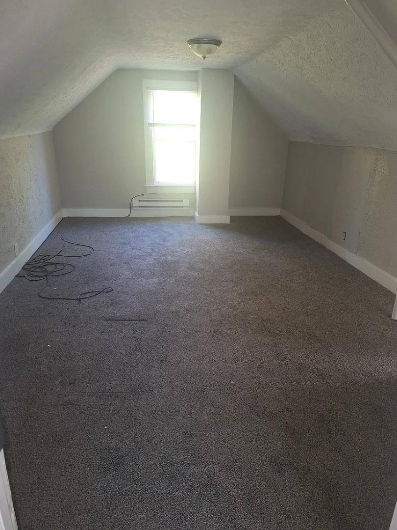 Apartment for rent at 3255 E 130th St #UP, Cleveland, OH 44120