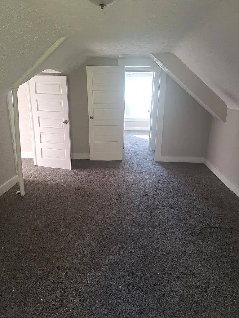 Apartment for rent at 3255 E 130th St #UP, Cleveland, OH 44120