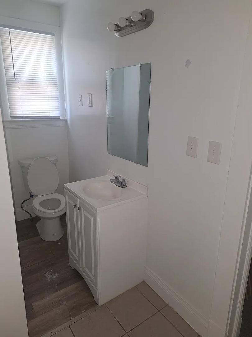 Apartment for rent at 3255 E 130th St #UP, Cleveland, OH 44120