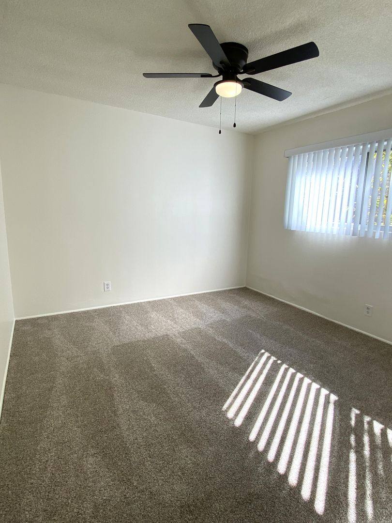 Apartment for rent at 1719-1723 Grismer Ave, Burbank, CA 91504