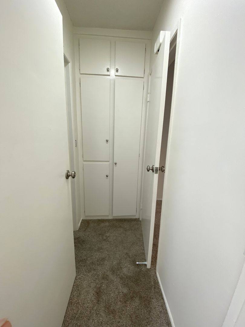 Apartment for rent at 1719-1723 Grismer Ave, Burbank, CA 91504