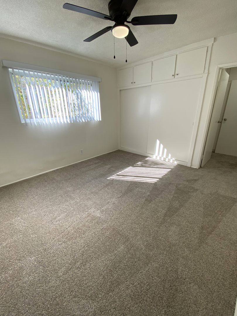 Apartment for rent at 1719-1723 Grismer Ave, Burbank, CA 91504