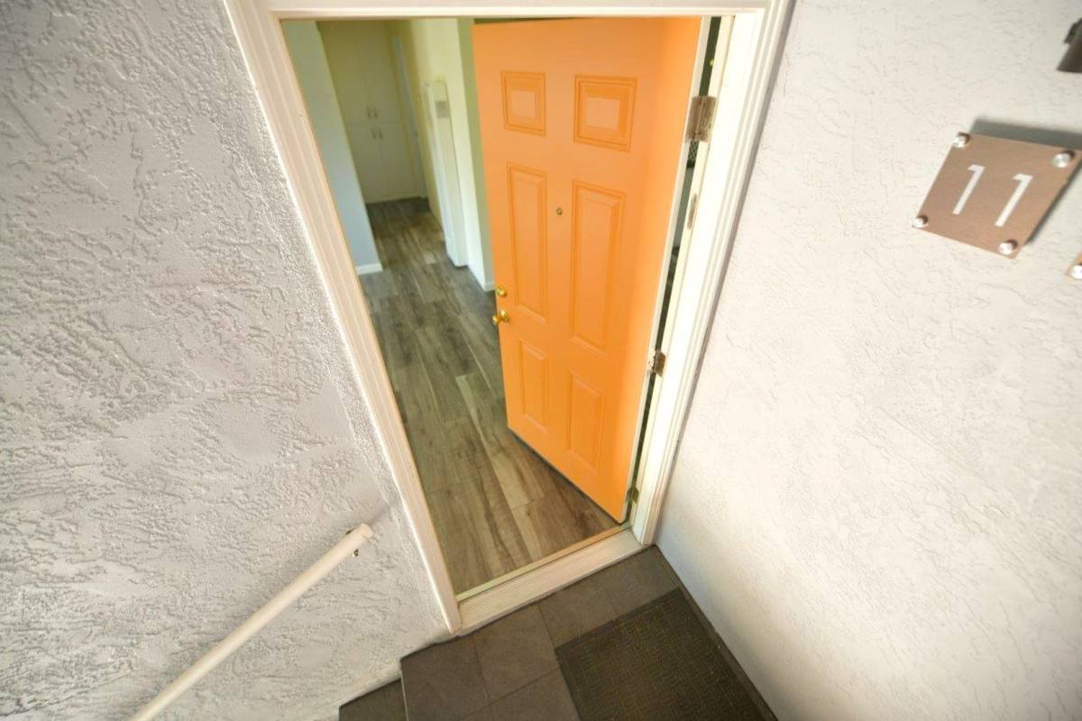 Apartment for rent at 1726 Lacassie Ave, Walnut Creek, CA 94596